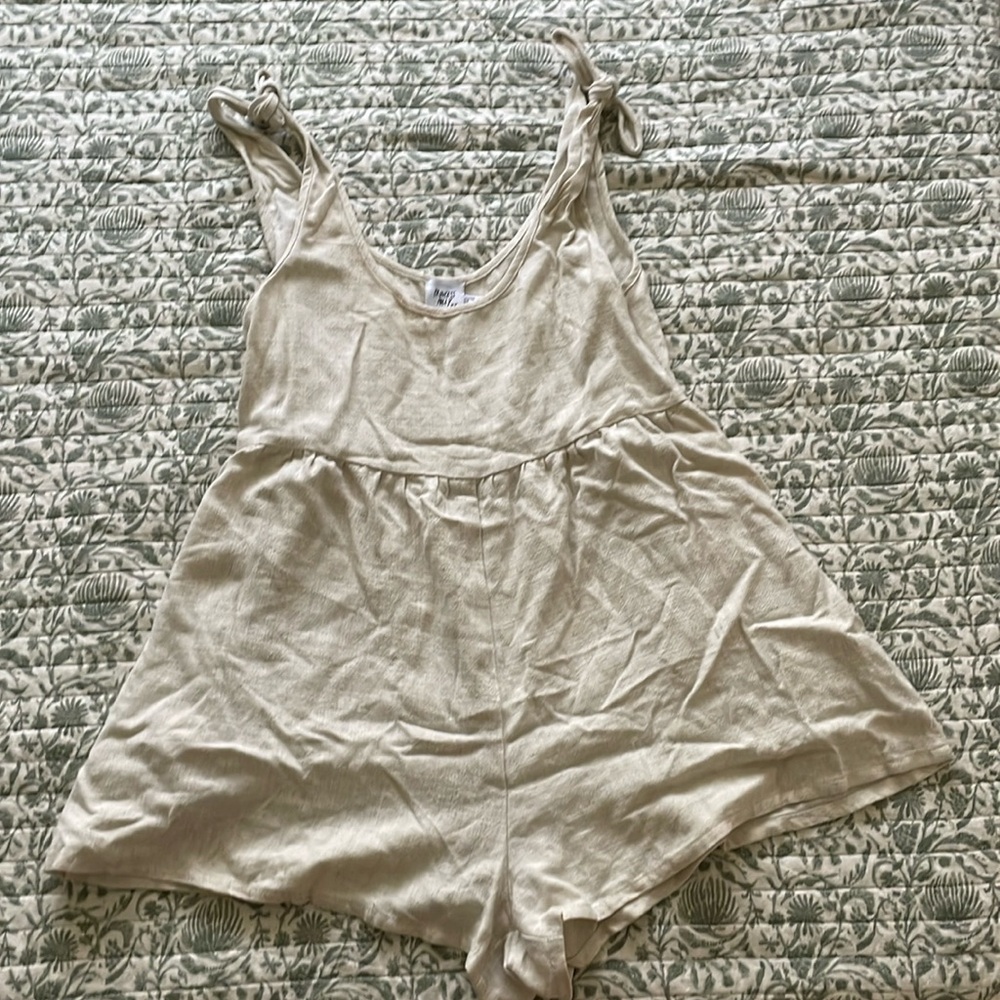 Princess polly romper